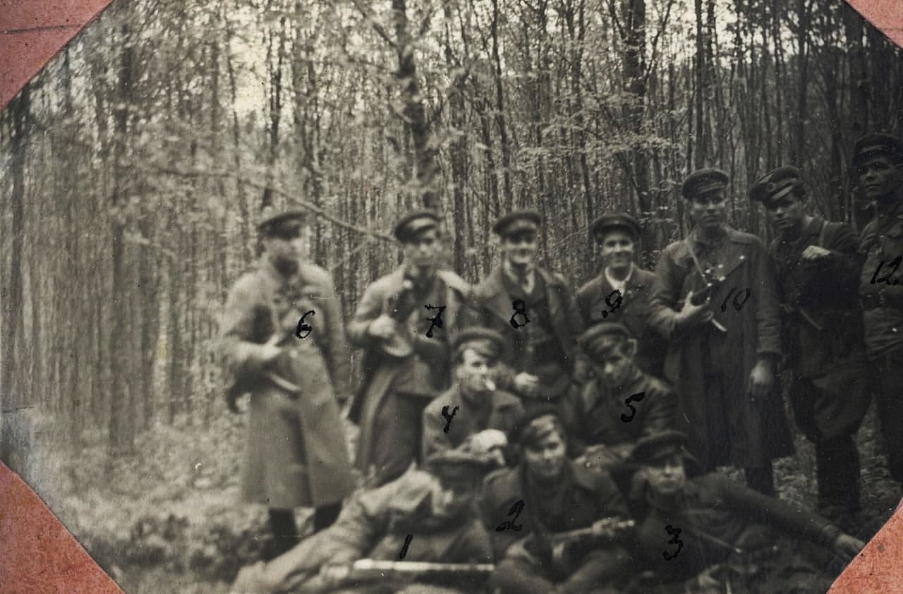 Фото групи повстанців