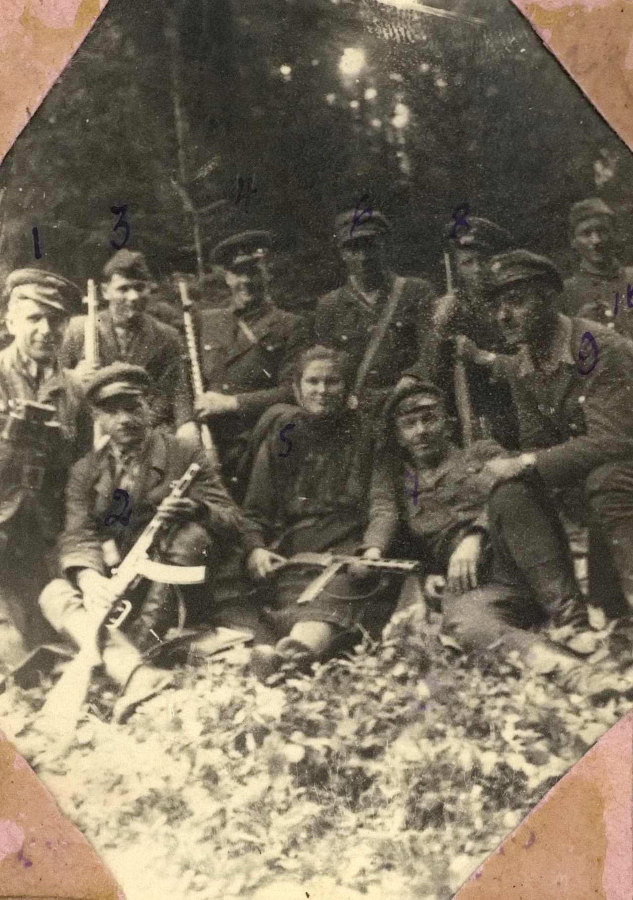 Фото групи повстанців